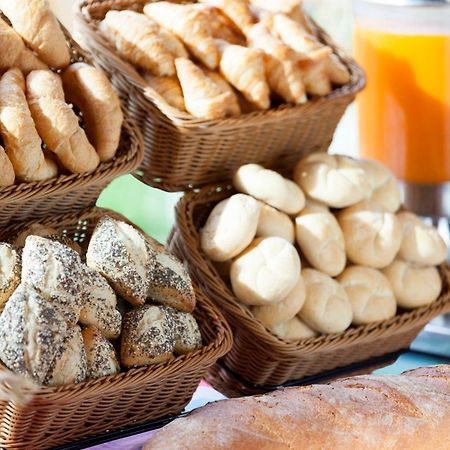Holiday Inn Express & Suites Lisbon - Principe Real By Ihg Eksteriør bilde