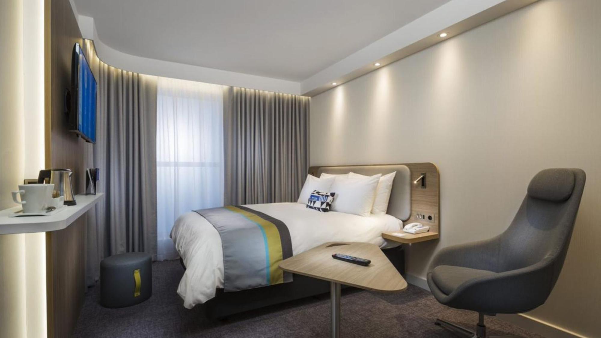 Holiday Inn Express & Suites Lisbon - Principe Real By Ihg Eksteriør bilde