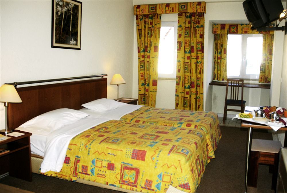 Holiday Inn Express & Suites Lisbon - Principe Real By Ihg Eksteriør bilde